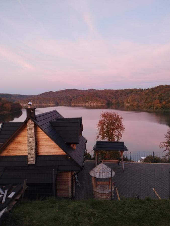 Homestay Arkadia Dom Nad Jeziorem Solinskim *