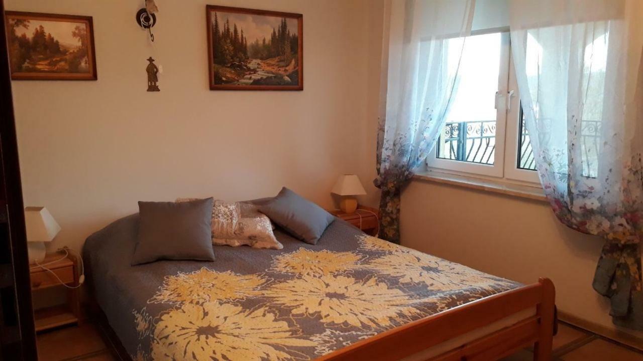 Homestay Arkadia Dom Nad Jeziorem Solinskim